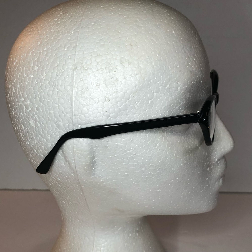 Woman’s fashion cat eye glasses - Picture 7 of 15